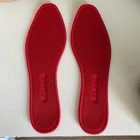 Rothy’s Square in Cardinal - Picture 8 of 10